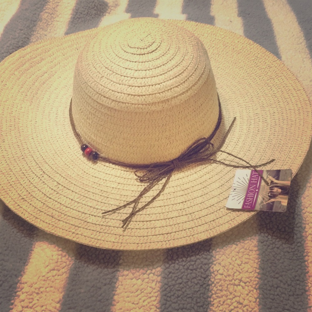 Beach hat!